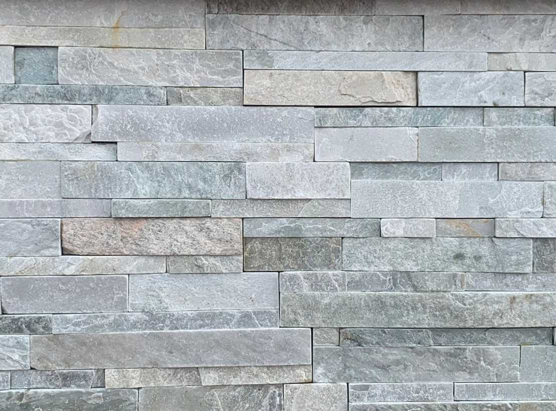 Himachal White - Natural Slate Cladding, Staggered Interlocking Tiles for Interior & Exterior - 600 x 150 x 15mm