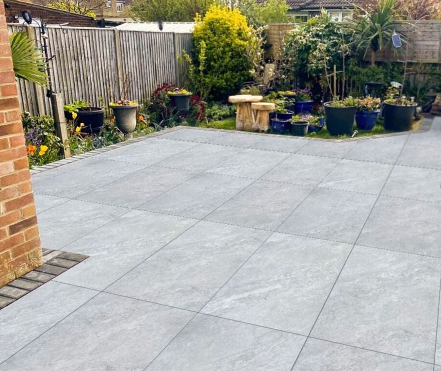 Smoke Grey - Porcelain Paving Slabs (600-900x600mm)