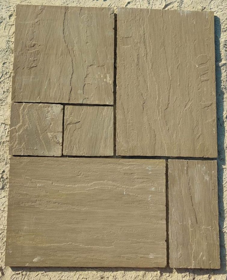 Autumn Brown sandstone paving slabs in different sizes