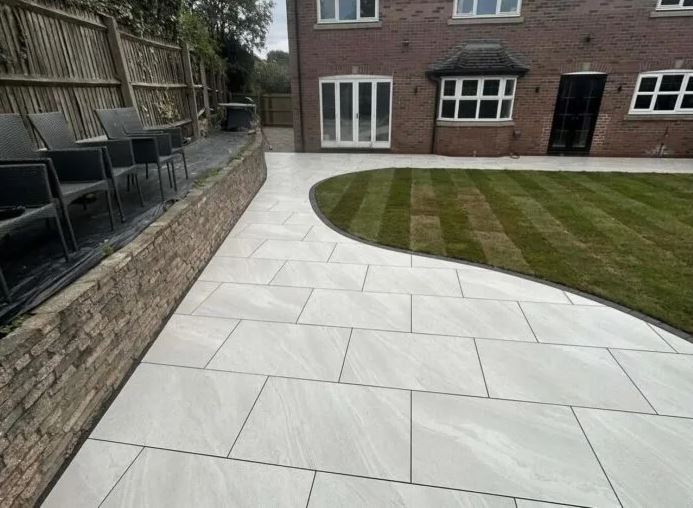 Crossover White - Porcelain Paving Slabs - Sample Size (100x100mm)