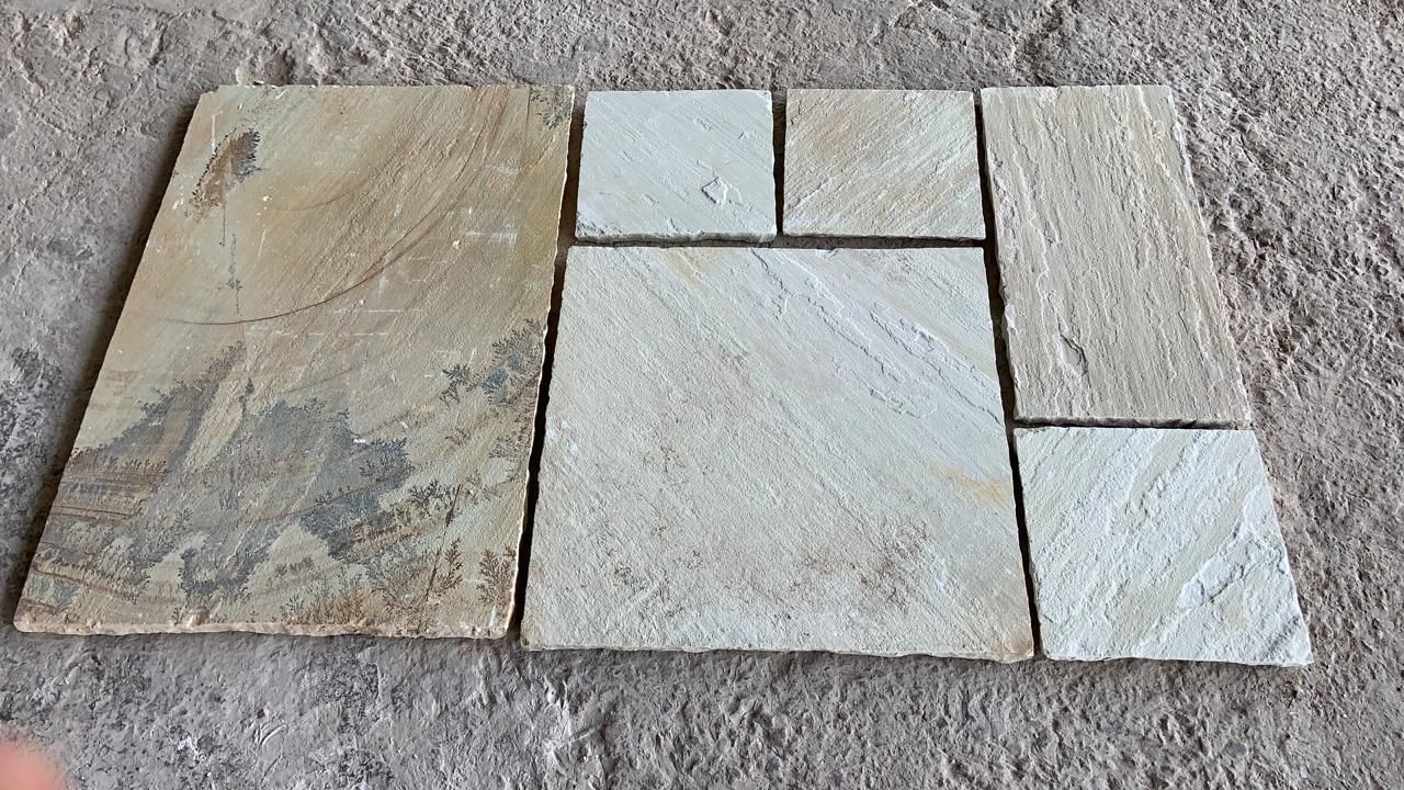 Fossil Mint sandstone paving slabs on floor